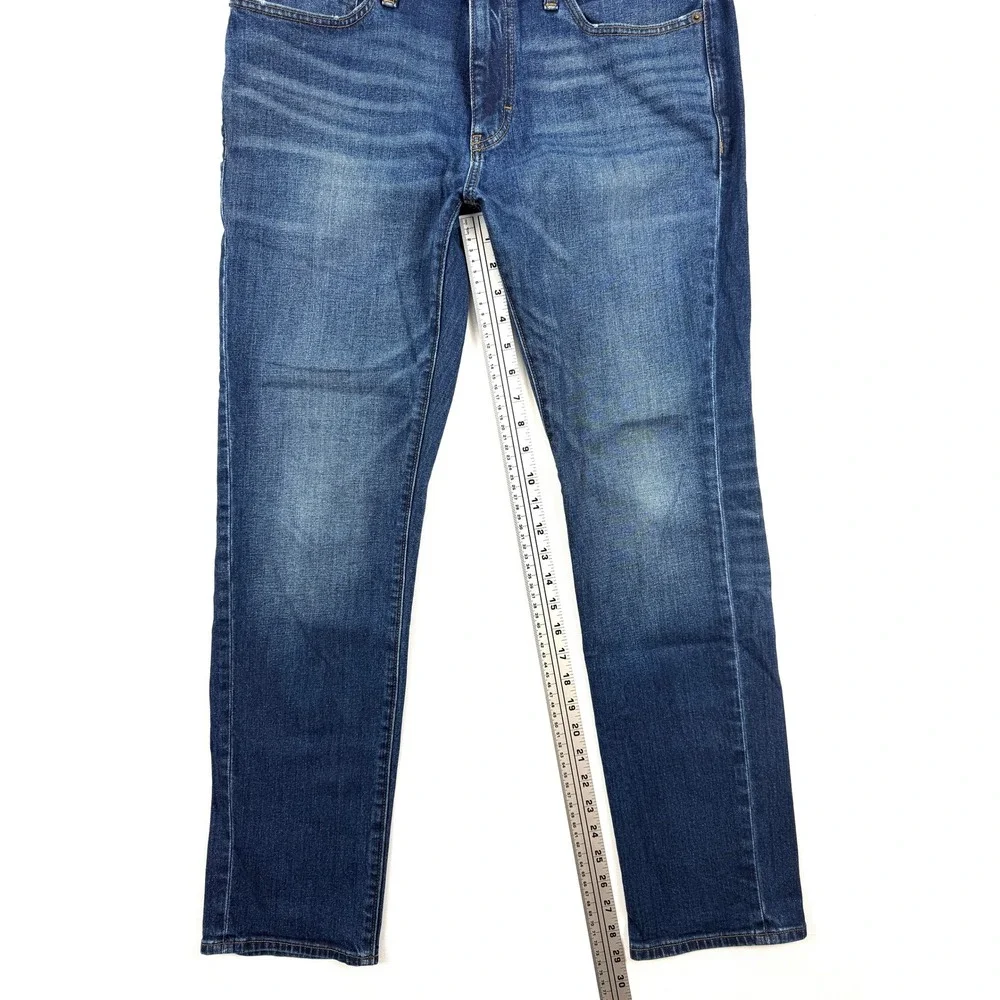 J CREW Men's Slim Fit Flex 32x30 Distressed Denim Medium Wash Blue Jeans #1777